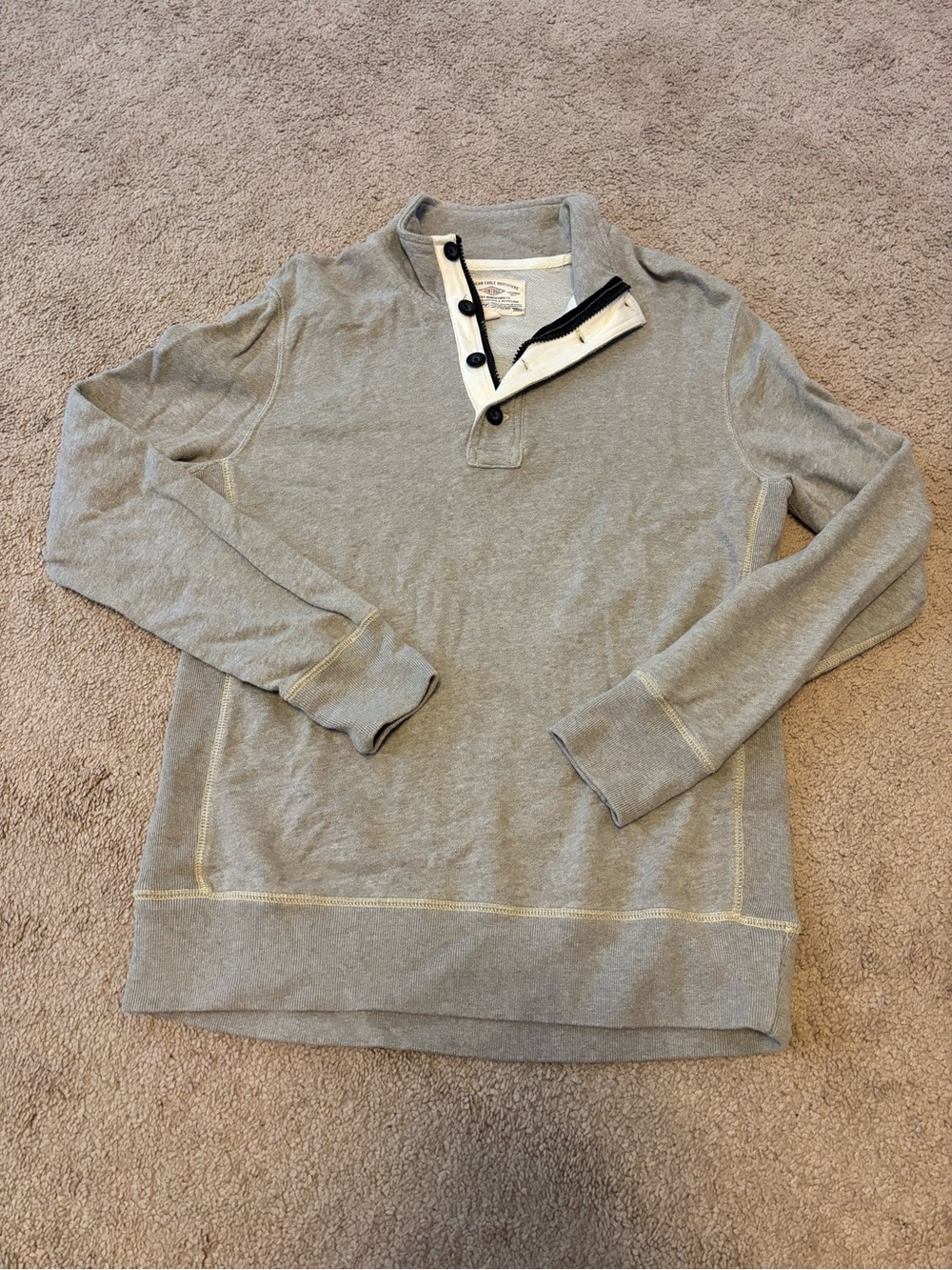 American Eagle Outfitters Light Gray and White Henley Pullover